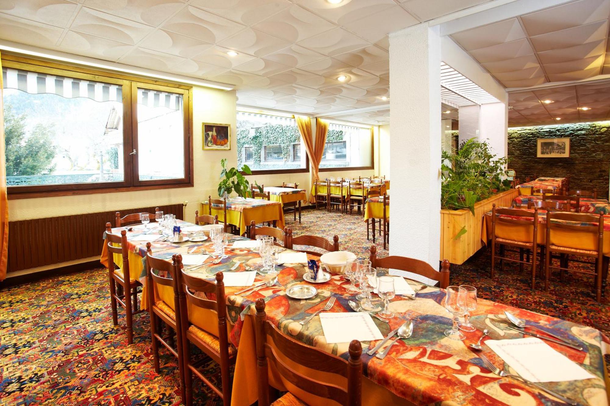 Hotel De Paris Bagnères-de-Luchon Exteriör bild