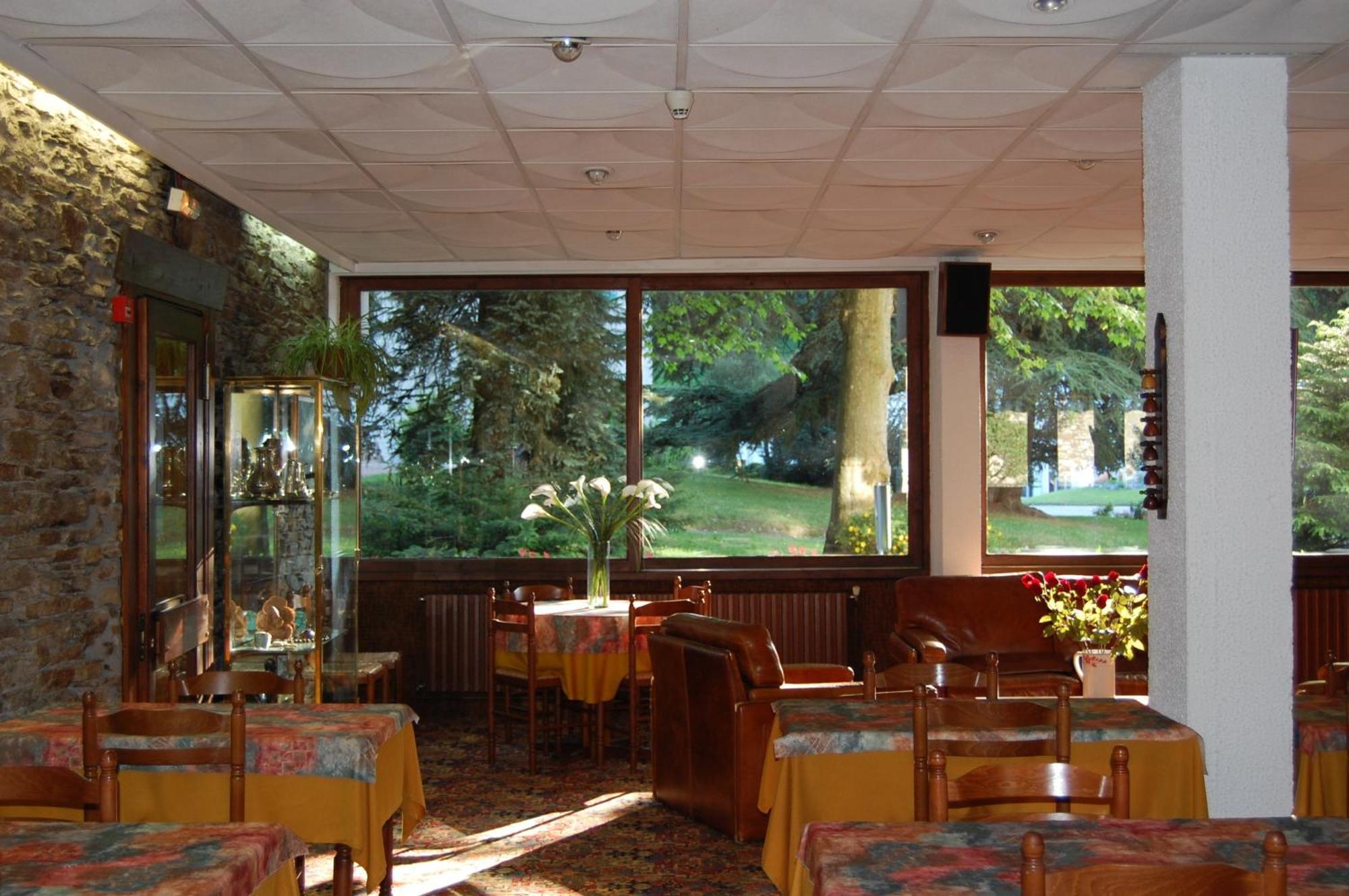 Hotel De Paris Bagnères-de-Luchon Exteriör bild